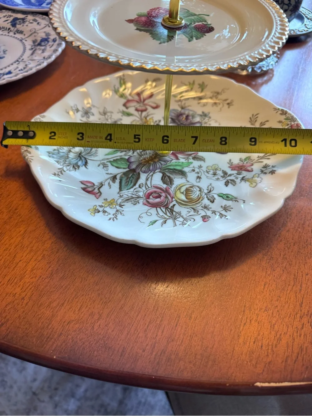 Vintage Two-Tier Floral Porcelain Serving Stand in White and Gold